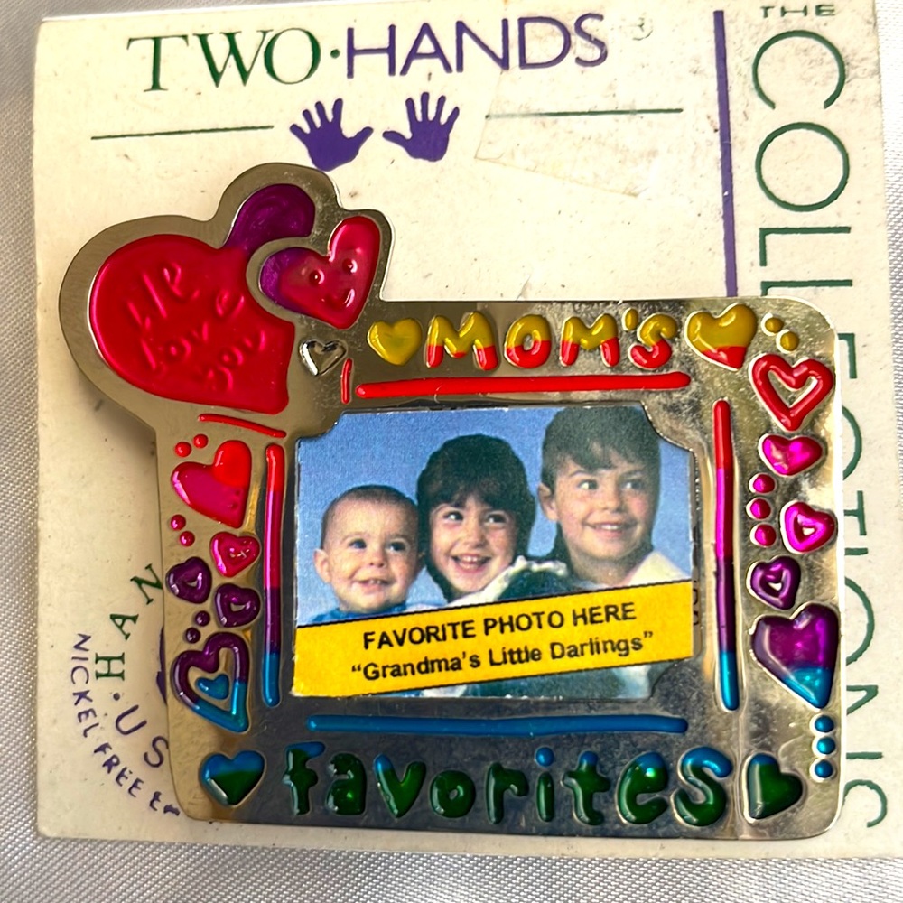 Four Pins - Snow women, Family tree, Mom’s favorites & Rainbow Dream